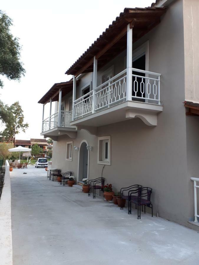 Studio Vasilis Ipsos Exterior photo
